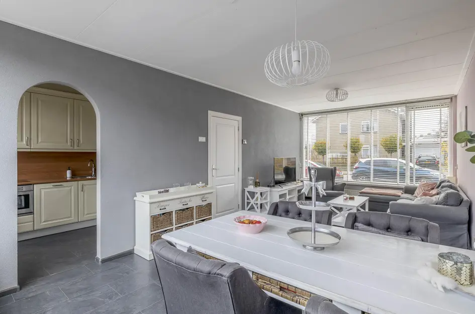 Mr G Groen van Prinstererlaan 11