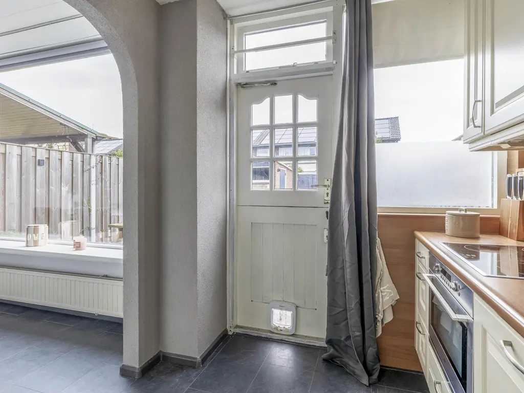 Mr G Groen van Prinstererlaan 11, ZUIDLAND