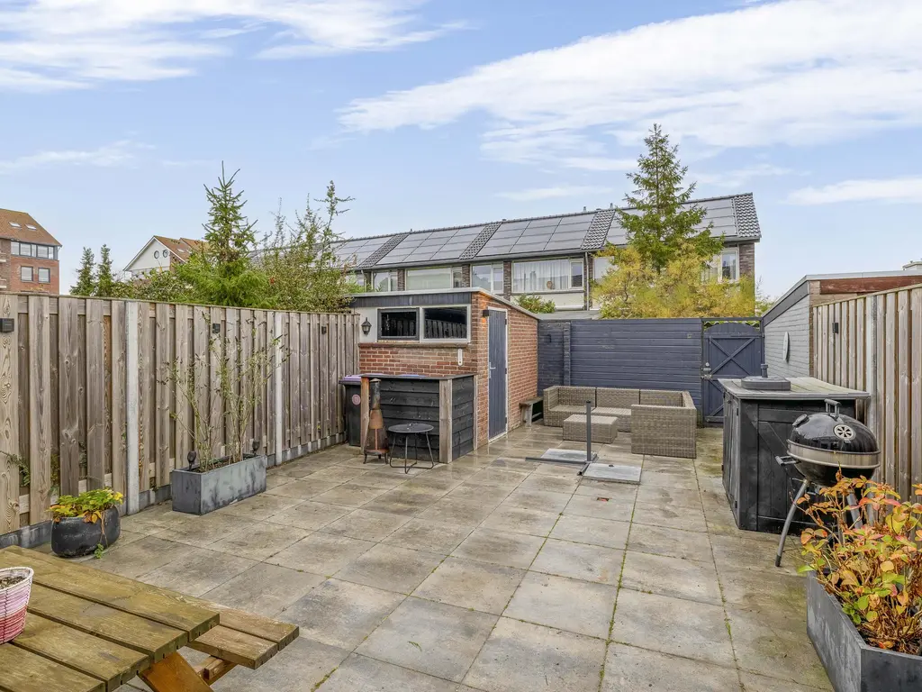 Mr G Groen van Prinstererlaan 11, ZUIDLAND