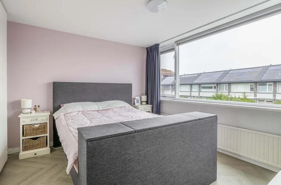 Mr G Groen van Prinstererlaan 11