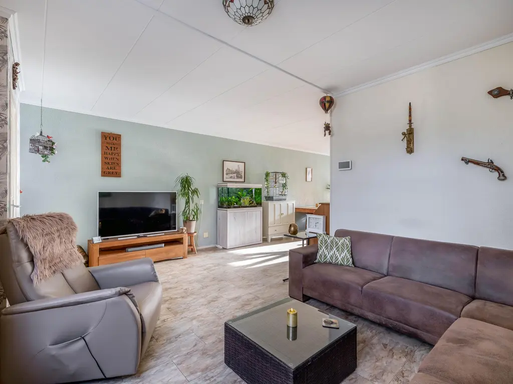 Rivierenlaan 56, ROZENBURG