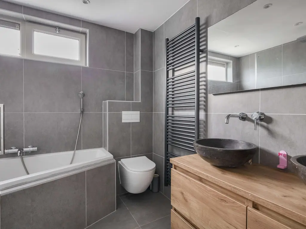 Bongweg 80, HOOGVLIET ROTTERDAM