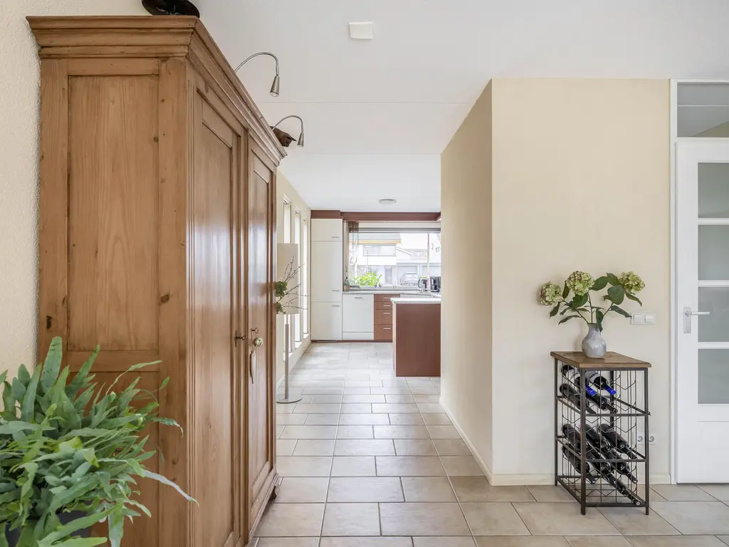 Bachlaan 79A, OUD-BEIJERLAND