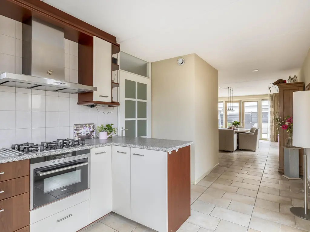 Bachlaan 79A, OUD-BEIJERLAND