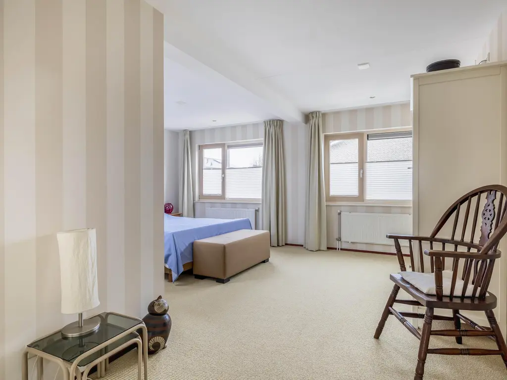 Bachlaan 79A, OUD-BEIJERLAND