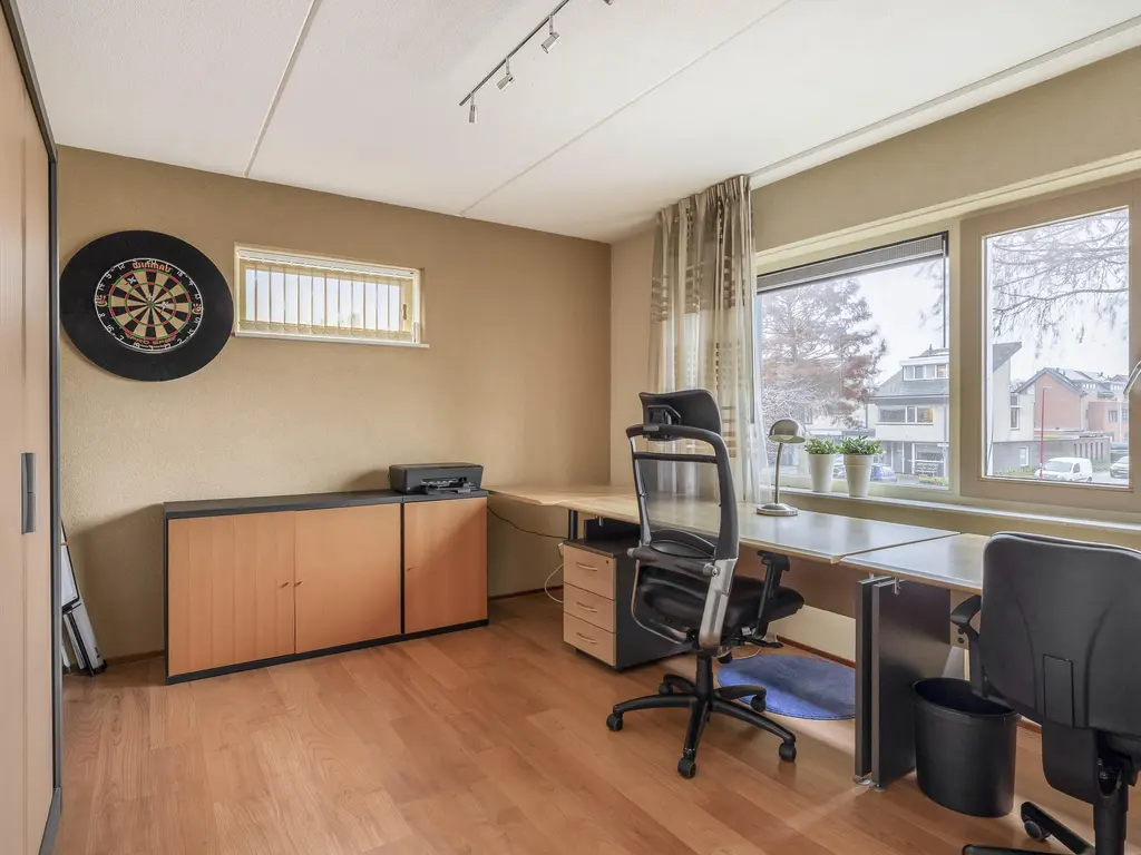 Bachlaan 79A, OUD-BEIJERLAND