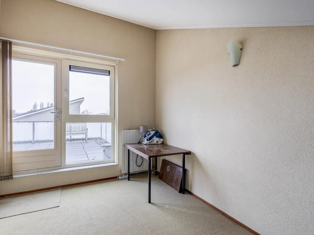 Bachlaan 79A, OUD-BEIJERLAND