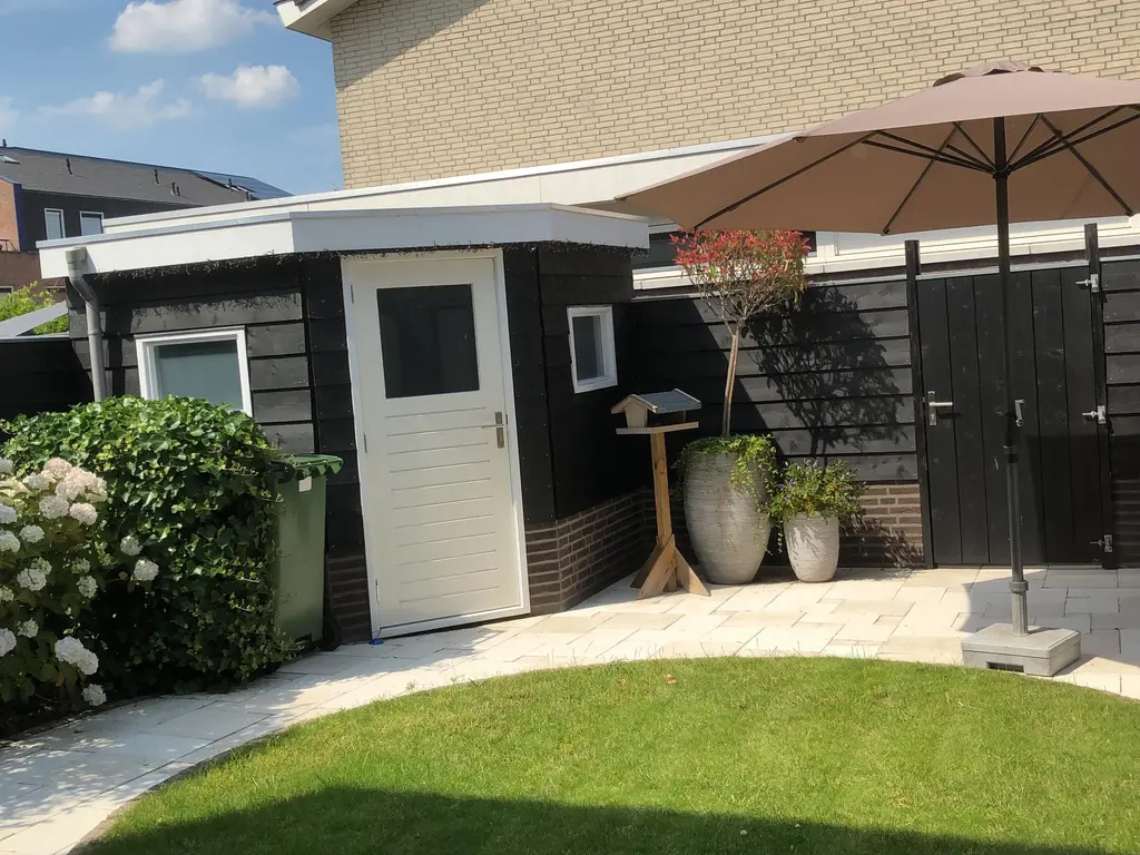 Bachlaan 79A, OUD-BEIJERLAND