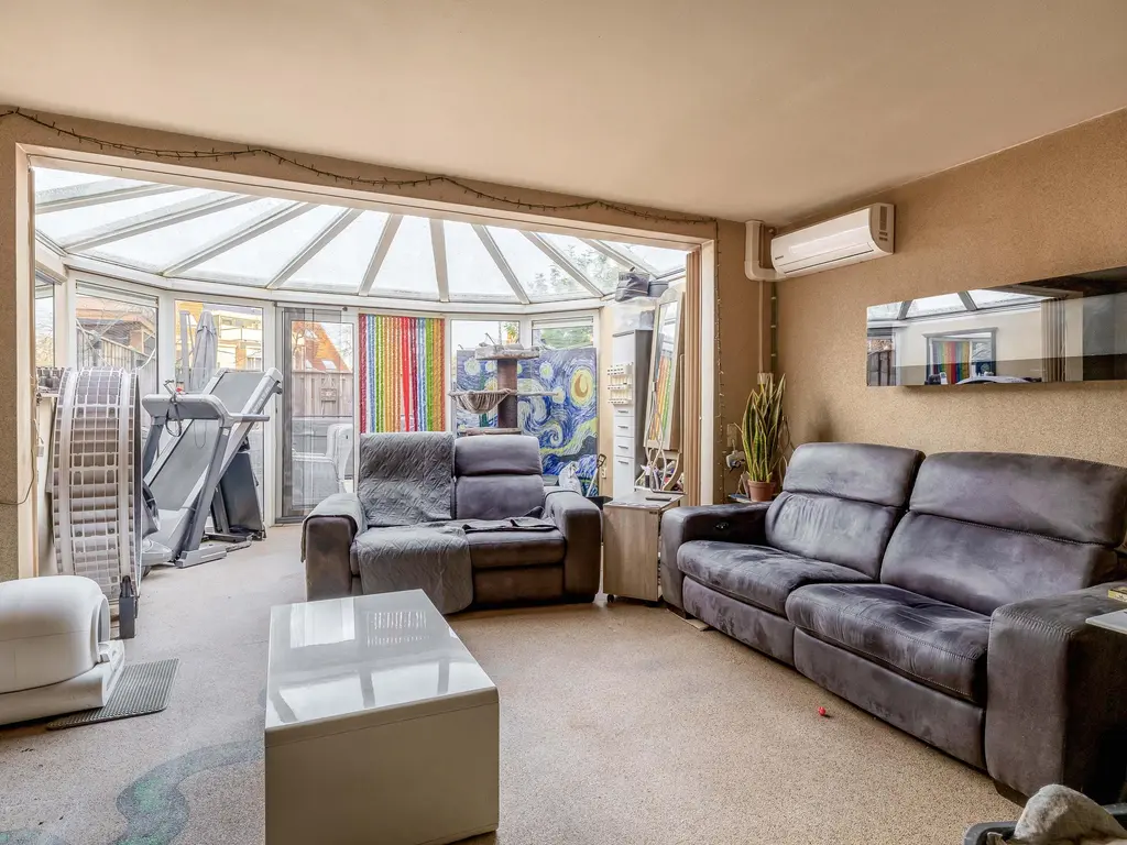 Raaigras 25, SPIJKENISSE