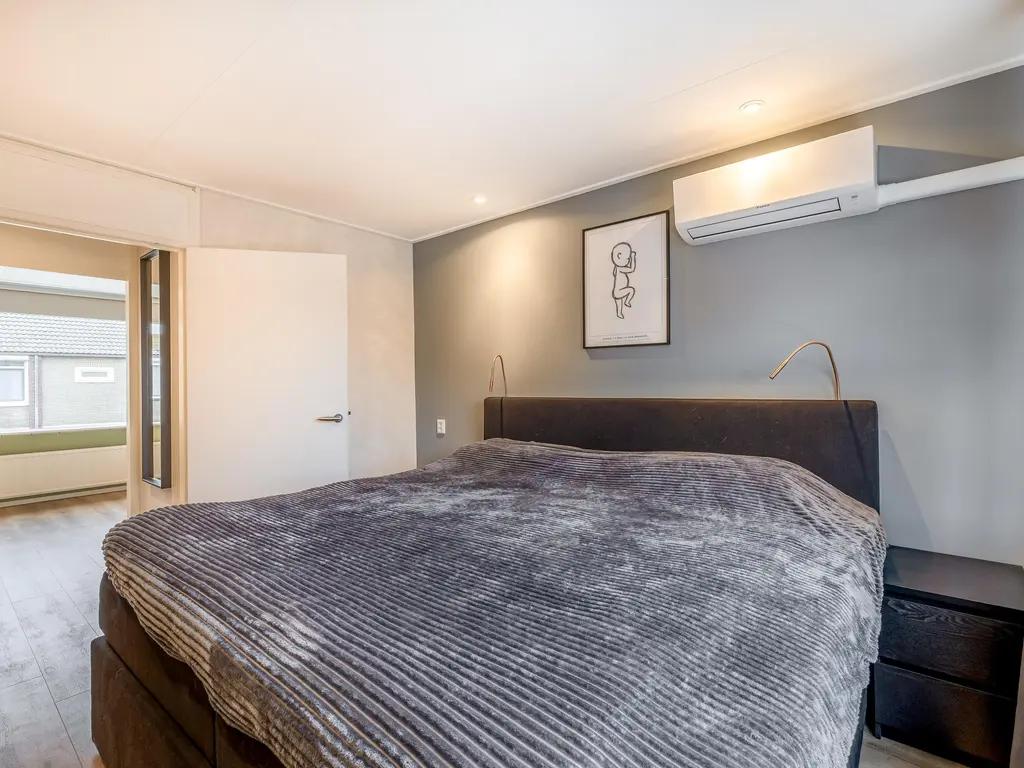 Ridder van Dorpstraat 23, NIEUW-BEIJERLAND