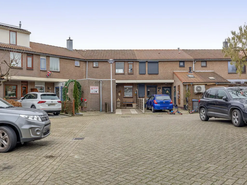 Kwikstaarthoek 34, SPIJKENISSE