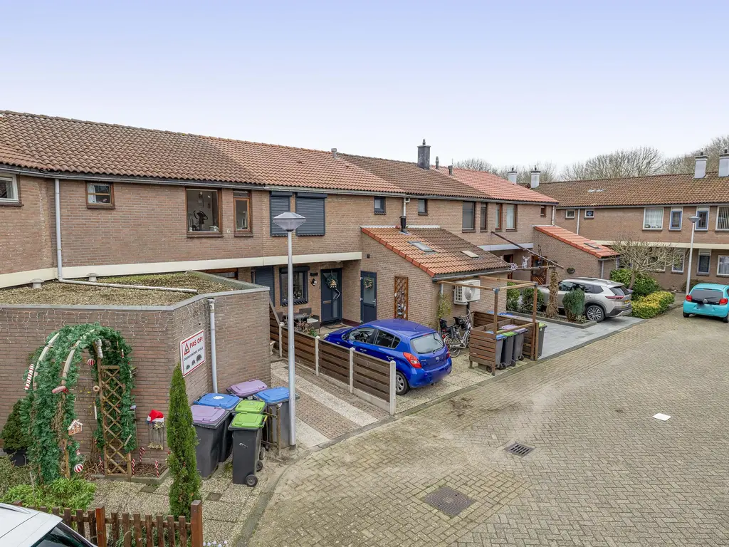 Kwikstaarthoek 34, SPIJKENISSE