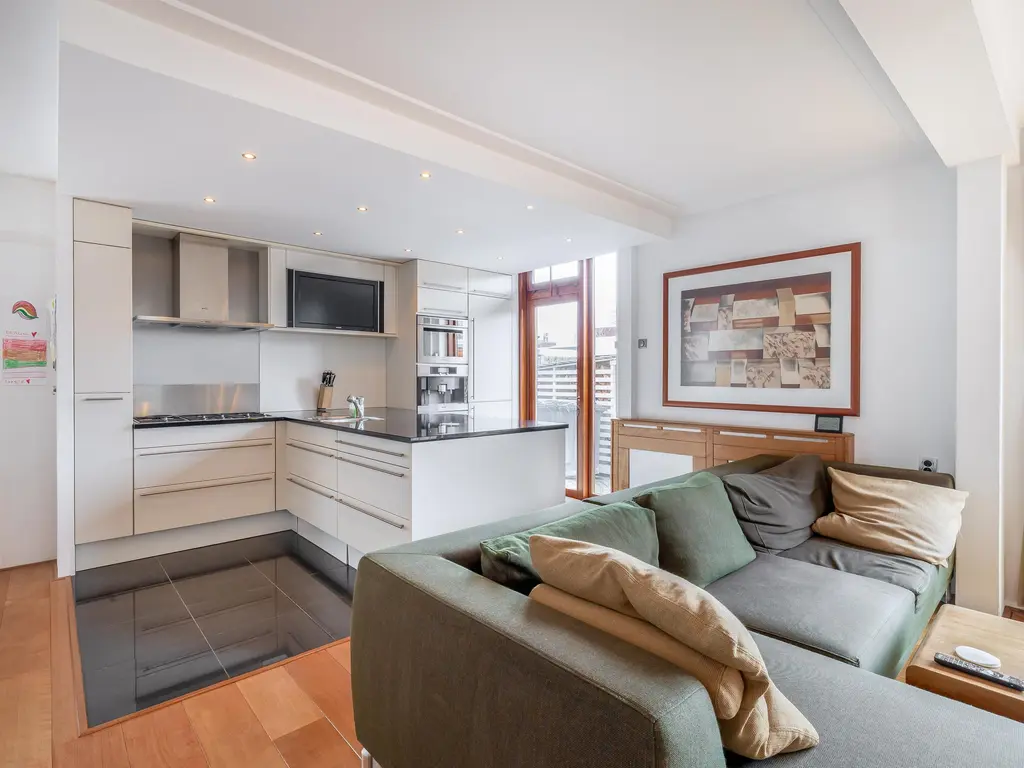 Heereplaats 25, ROZENBURG