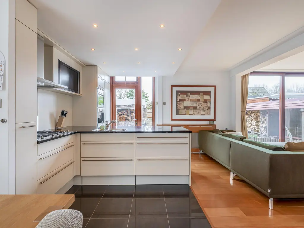 Heereplaats 25, ROZENBURG