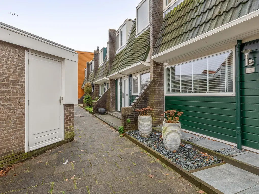 Slakkenveen 293, SPIJKENISSE