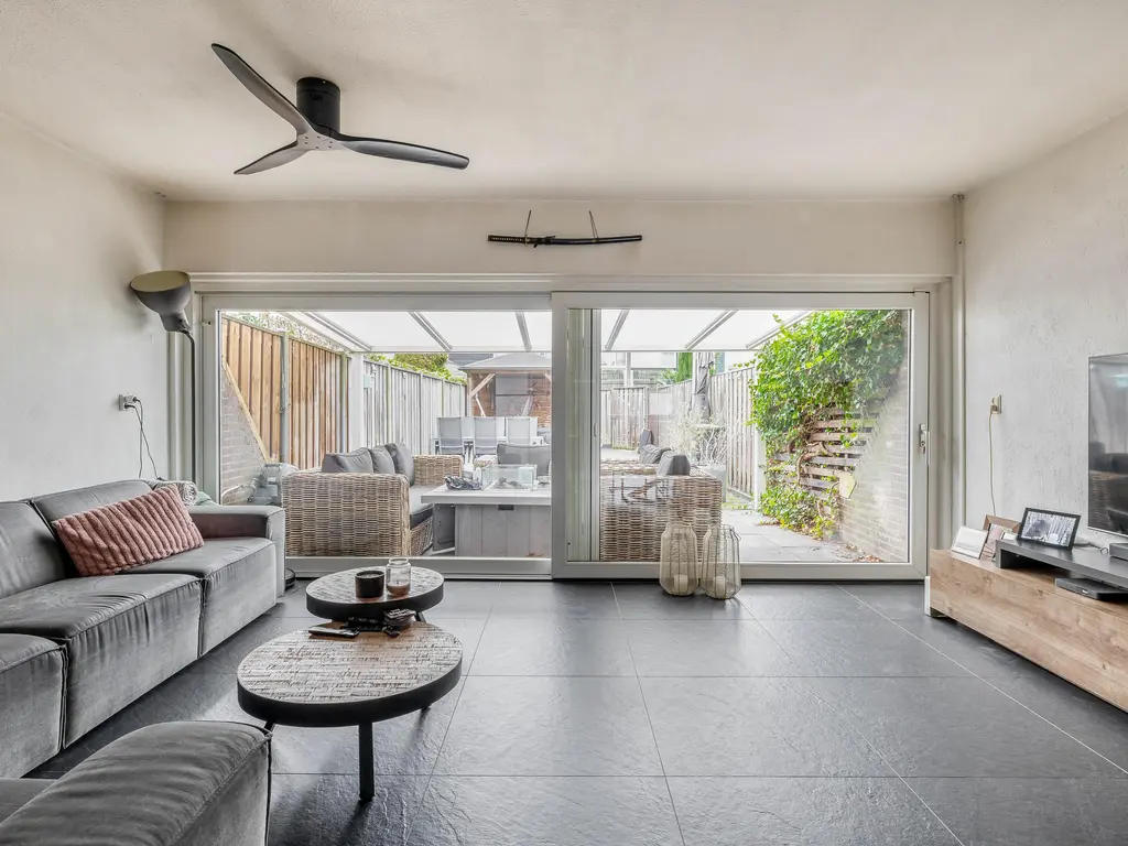 Slakkenveen 293, SPIJKENISSE