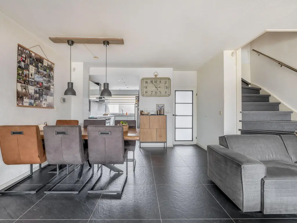 Slakkenveen 293, SPIJKENISSE