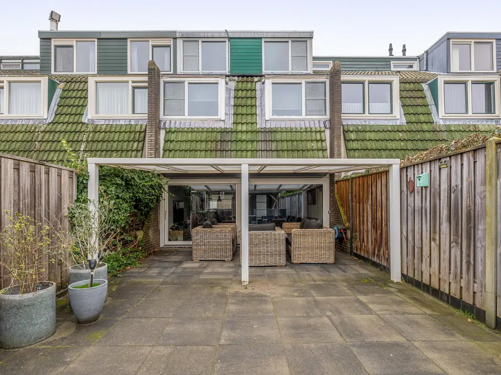 Slakkenveen 293, SPIJKENISSE