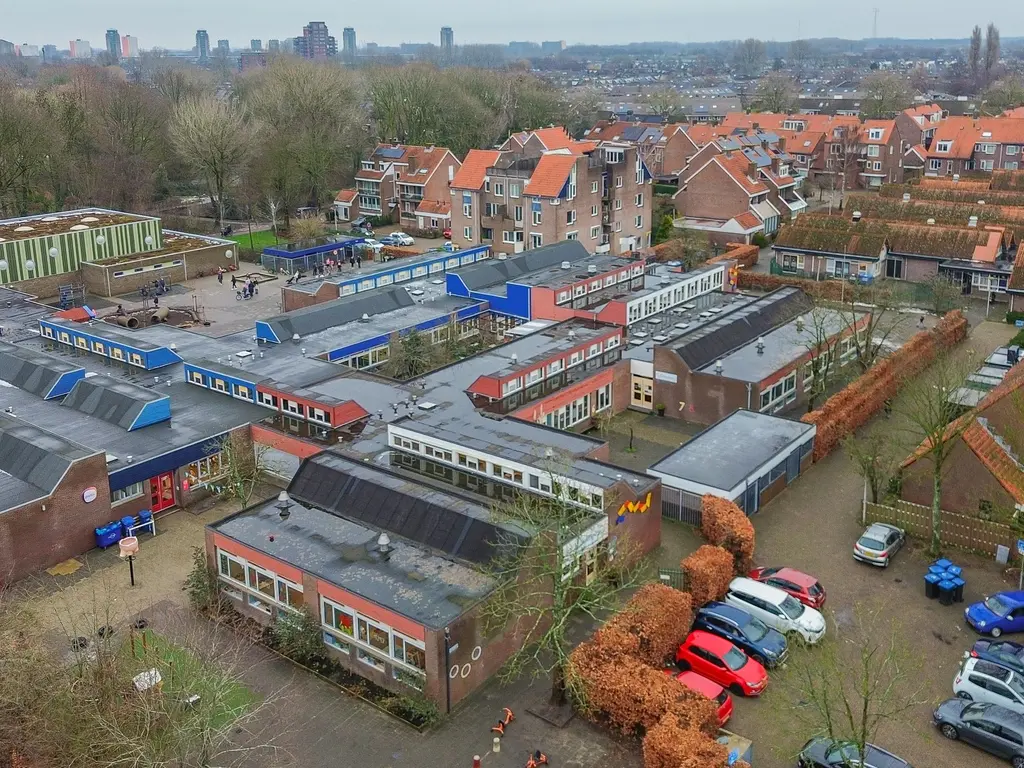 Slakkenveen 293, SPIJKENISSE