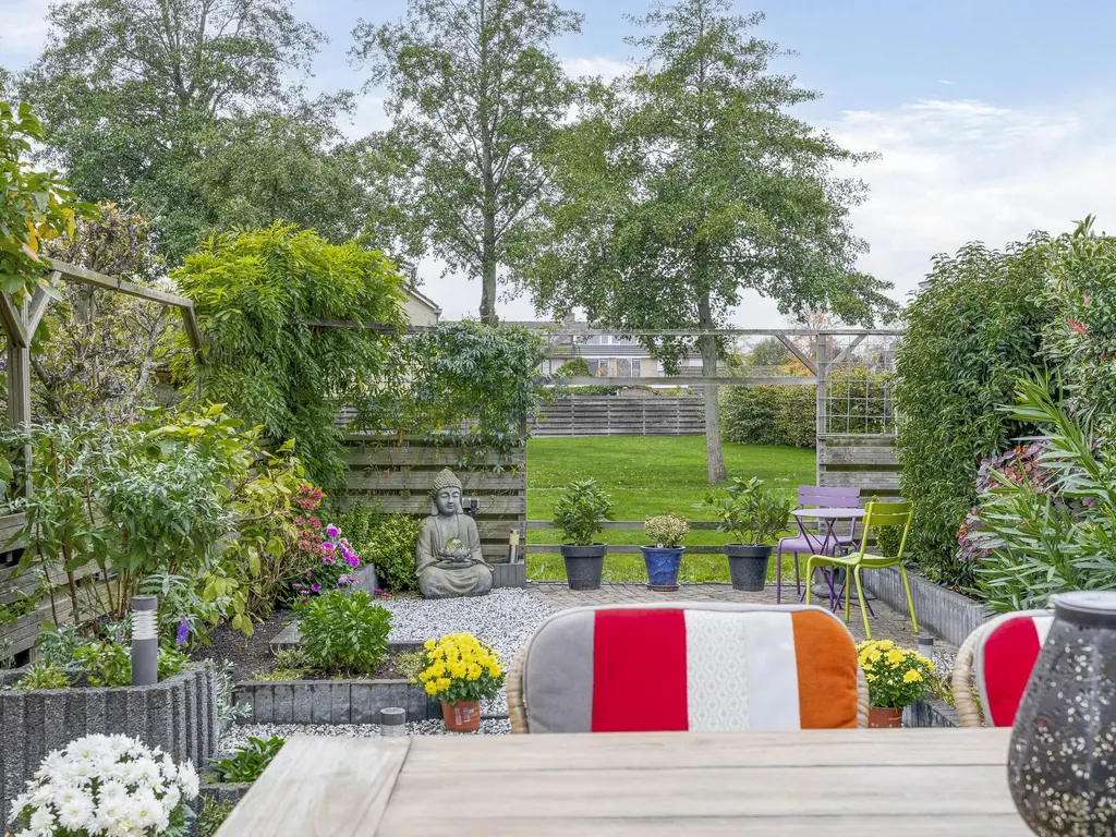 Irenestraat 10, ZWARTEWAAL