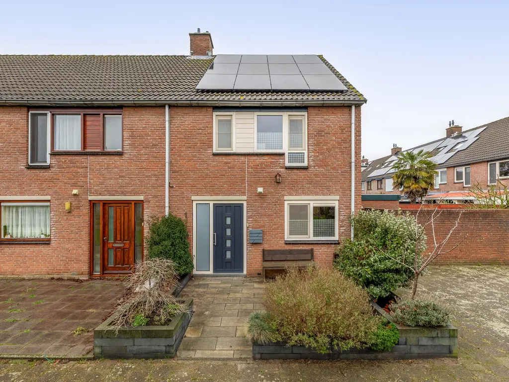 Koolwitje 1, HELLEVOETSLUIS