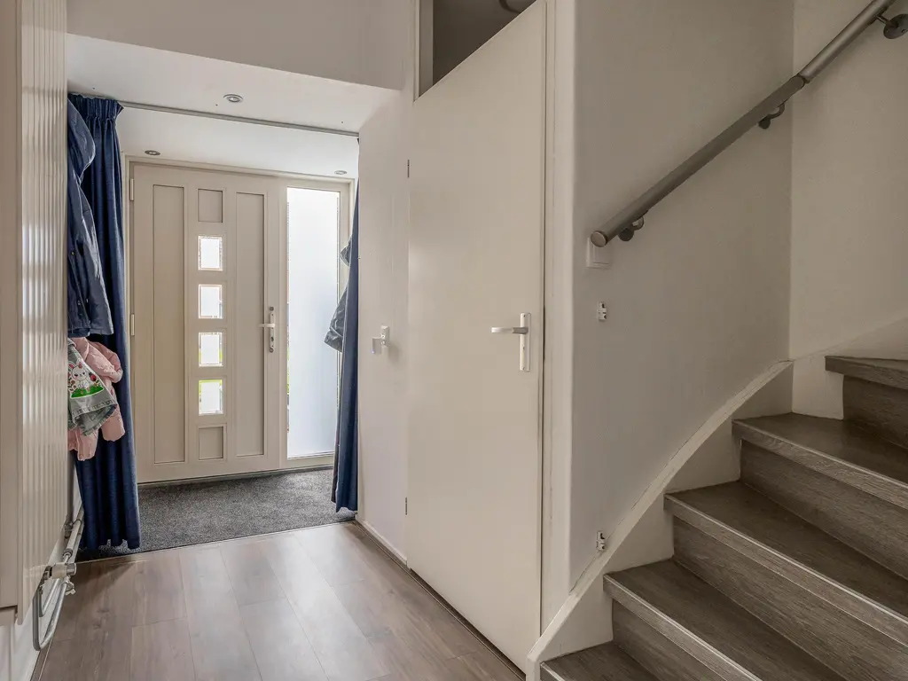 Koolwitje 1, HELLEVOETSLUIS