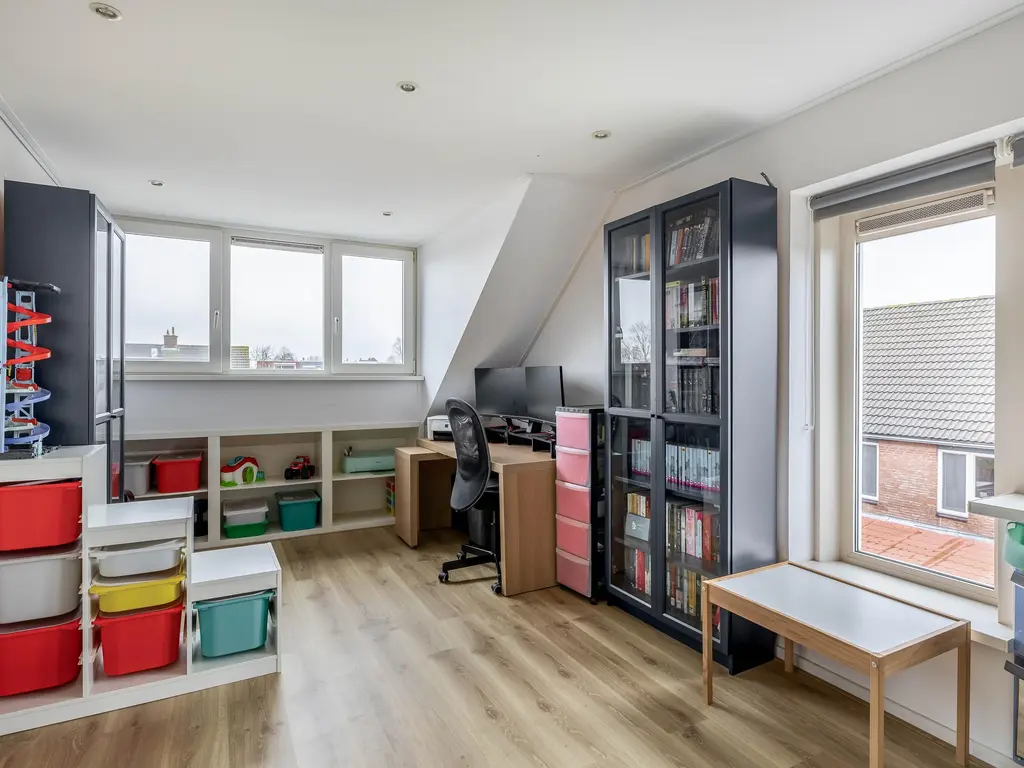 Koolwitje 1, HELLEVOETSLUIS