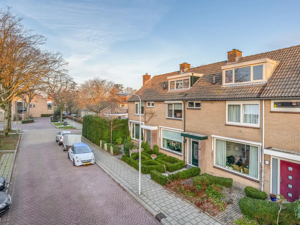 W. Vrijlandtstraat 34, OUD-BEIJERLAND