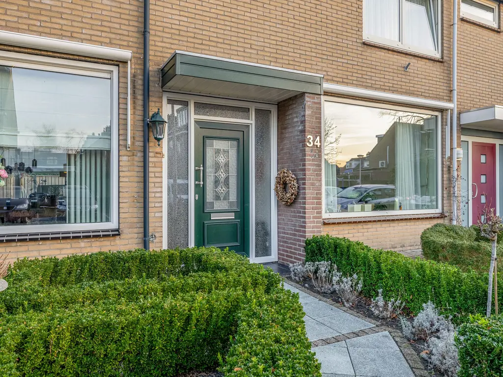 W. Vrijlandtstraat 34, OUD-BEIJERLAND