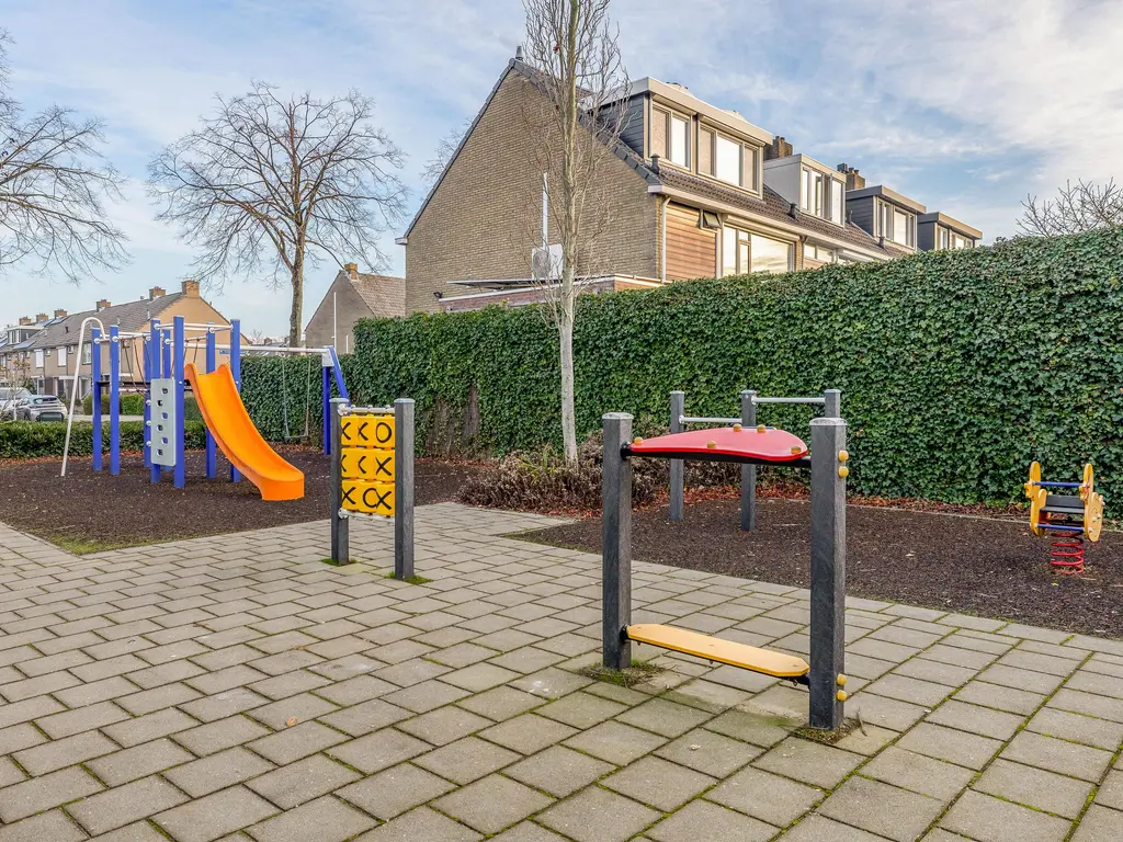 W. Vrijlandtstraat 34, OUD-BEIJERLAND