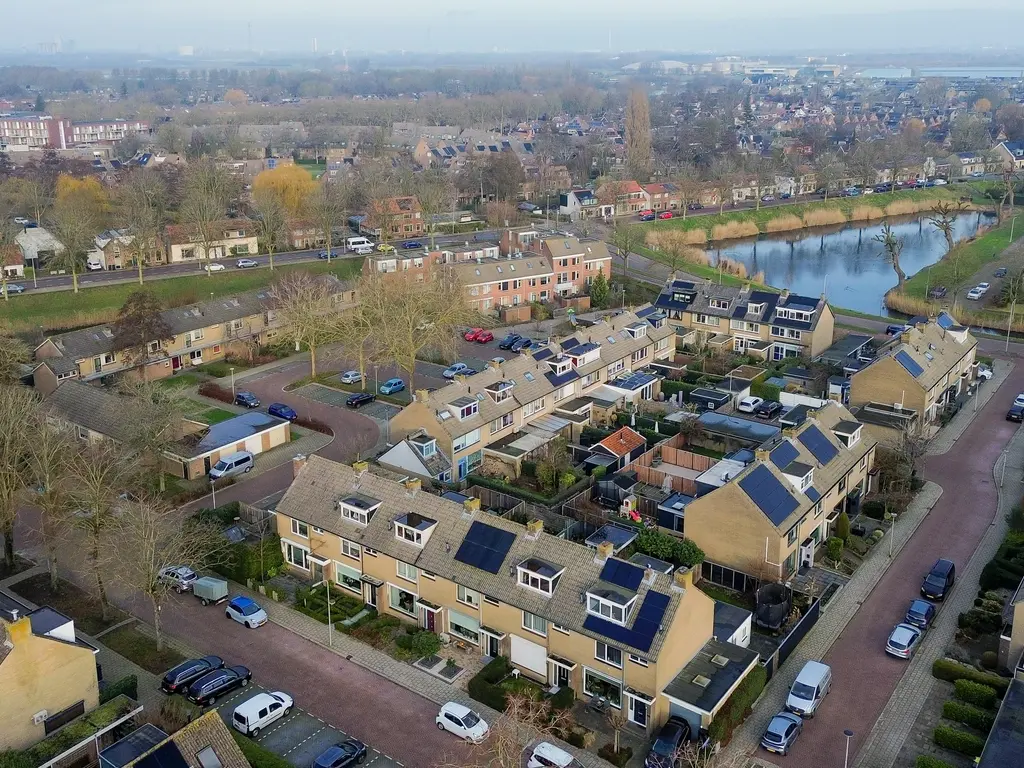 W. Vrijlandtstraat 34, OUD-BEIJERLAND