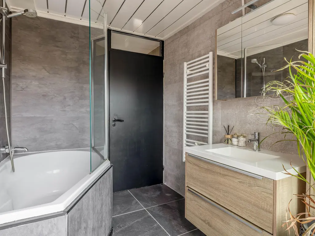 H W Croeslaan 11, VIERPOLDERS