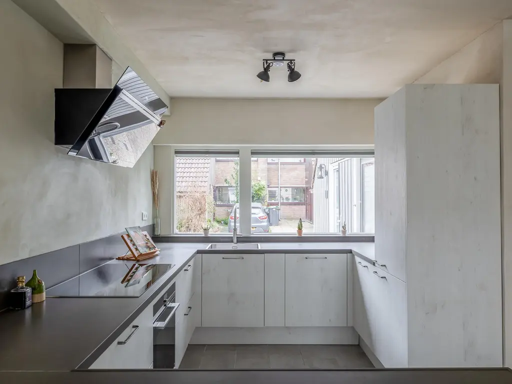 Waterschip 10, BRIELLE