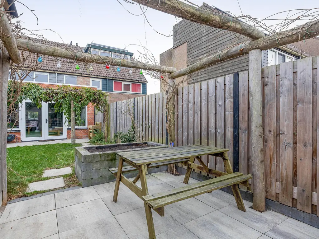 Waterschip 10, BRIELLE