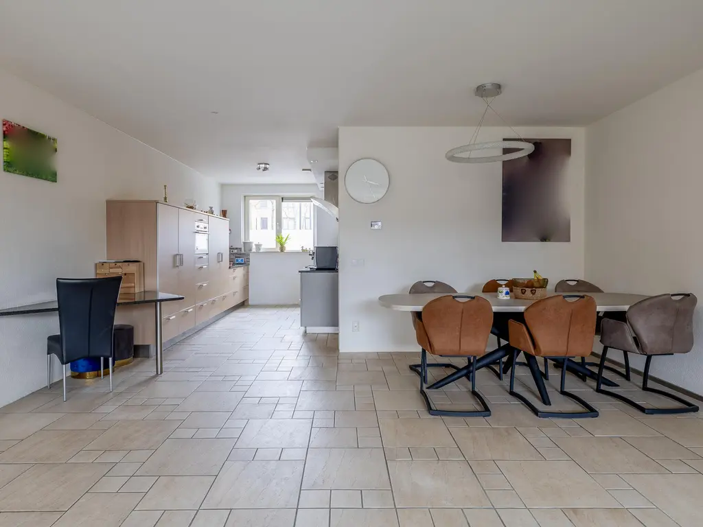 Avenue Carré 62, BARENDRECHT