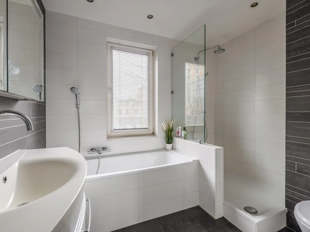 Avenue Carré 62, BARENDRECHT