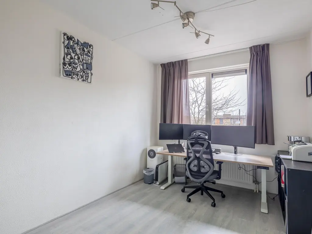 Avenue Carré 62, BARENDRECHT