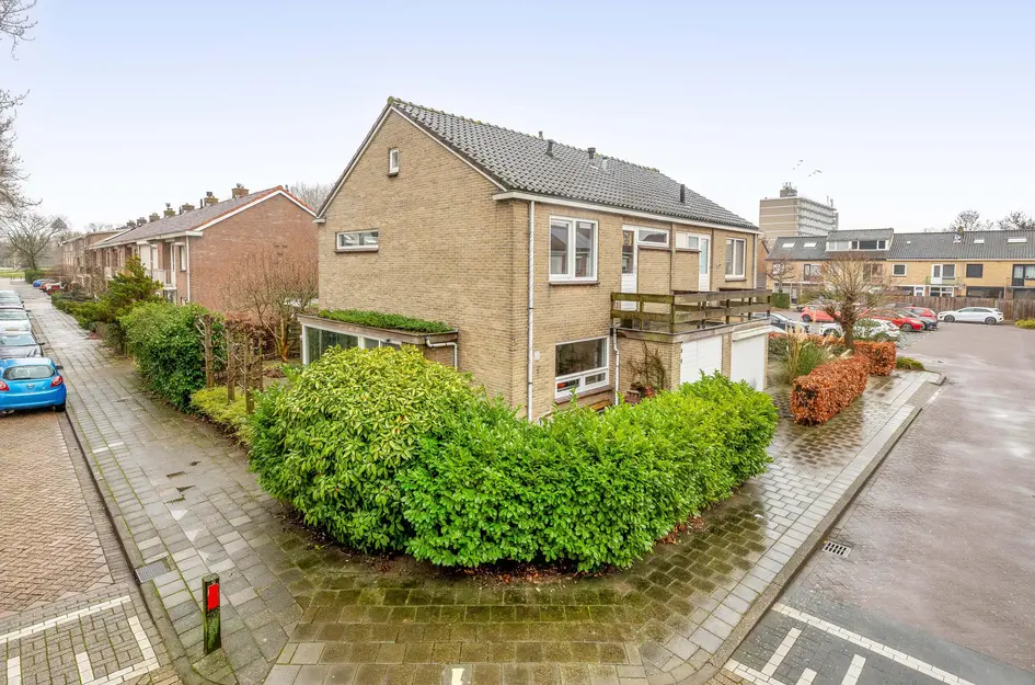 Alexander Verhuellstraat 33