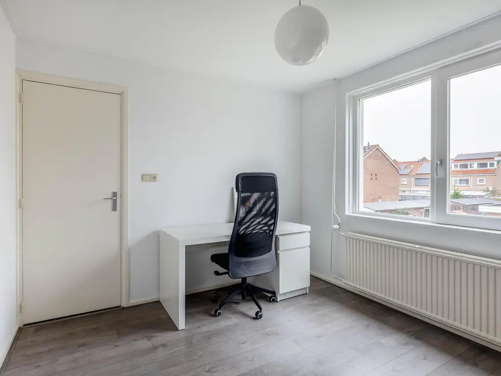 Alexander Verhuellstraat 33, BRIELLE