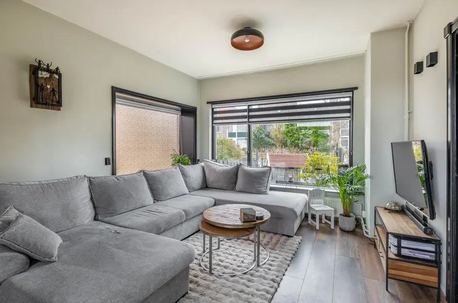 Karel de Stoutestraat 23