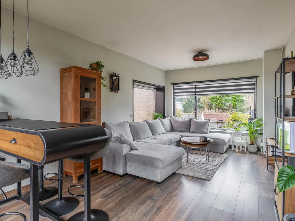 Karel de Stoutestraat 23, HELLEVOETSLUIS