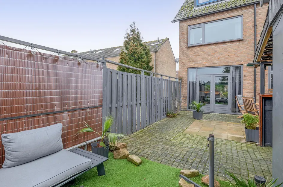 Karel de Stoutestraat 23