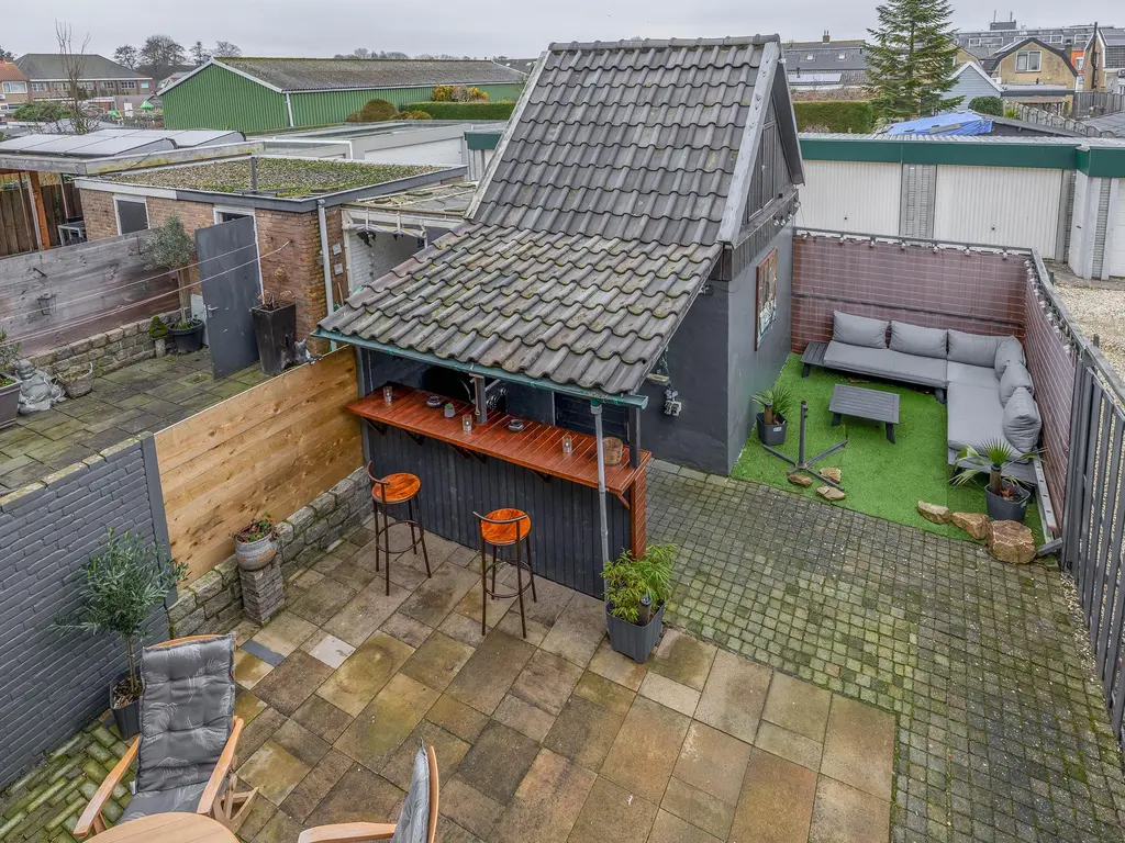 Karel de Stoutestraat 23, HELLEVOETSLUIS