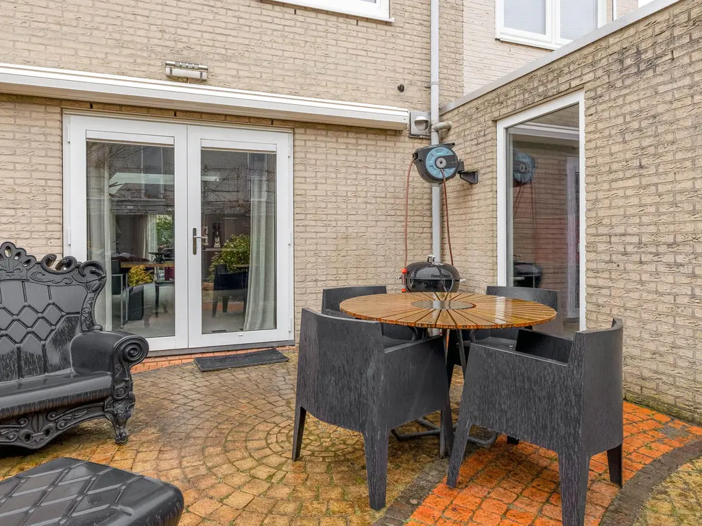 Alida Tartaud-Kleinstraat 64, ROTTERDAM