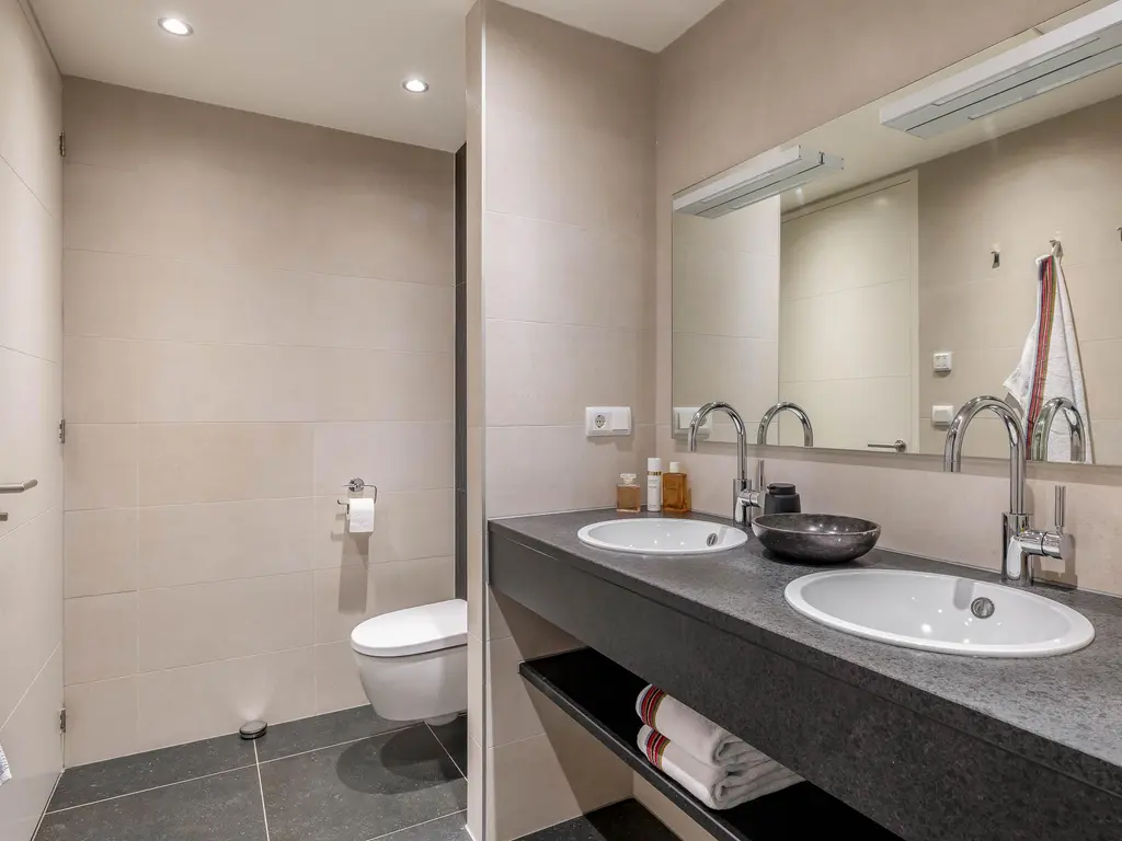 Alida Tartaud-Kleinstraat 64, ROTTERDAM