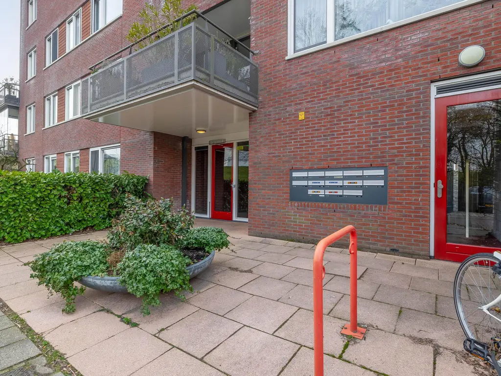 Van Kinsbergenstraat 1H, CAPELLE AAN DEN IJSSEL