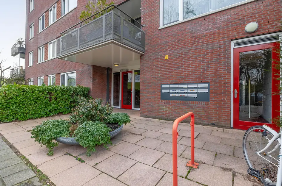 Van Kinsbergenstraat 1H