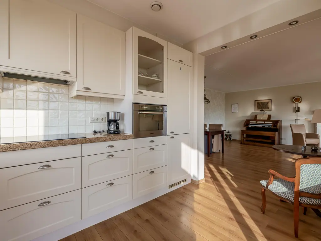 Van Kinsbergenstraat 1H, CAPELLE AAN DEN IJSSEL