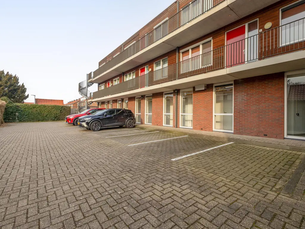 Van Kinsbergenstraat 1H, CAPELLE AAN DEN IJSSEL