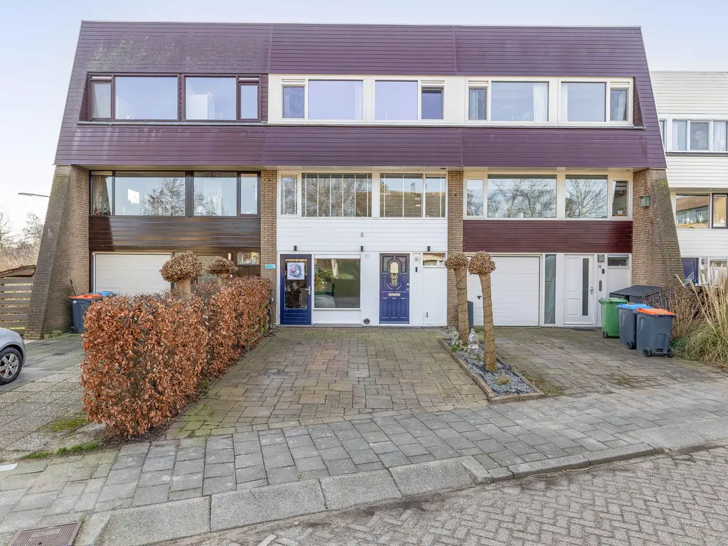 Burg A P vd Blinkln 72, VIERPOLDERS